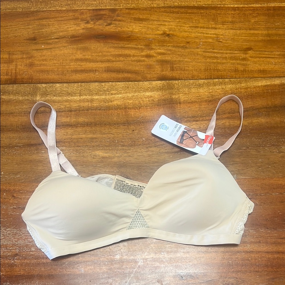 Hanes Cream Everyday Comfort Bra MHG521 small